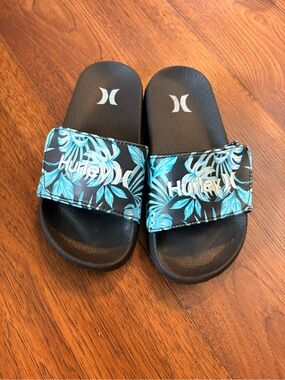 Hurley Kids Black Slides with Turquoise Floral Strap